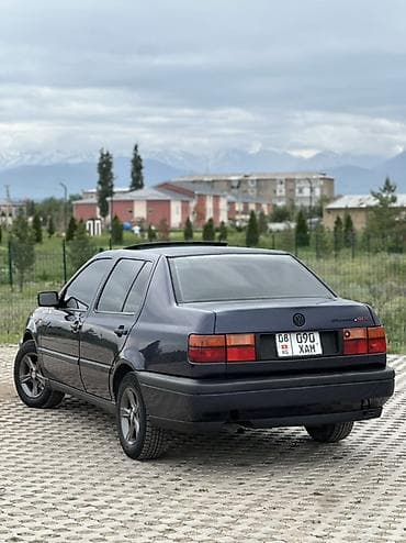 авто бишкек машина кж: Volkswagen Vento: 1994 г., 1.8 л, Автомат, Бензин, Седан — 9