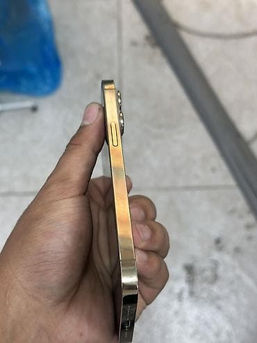 iphone s6: IPhone 13 Pro, Б/у, 256 ГБ, Золотой — 2