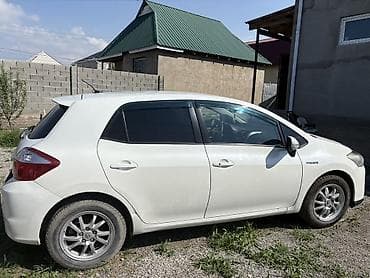 католизатор скупка: Toyota Auris: 2011 г., 1.8 л, Автомат, Гибрид, Хэтчбэк — 3