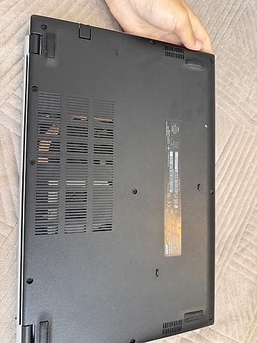 socket 1155: Acer 15.6" ноутбук, тонкий серебристый корпус - Экран 15.6", матовый — 1