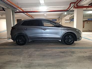 e2: BYD E2: 2023 г., Электромобиль — 3