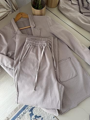 серые брюки женские: Женский брючный костюм в стиле casual Производство Италия Размер до — 2