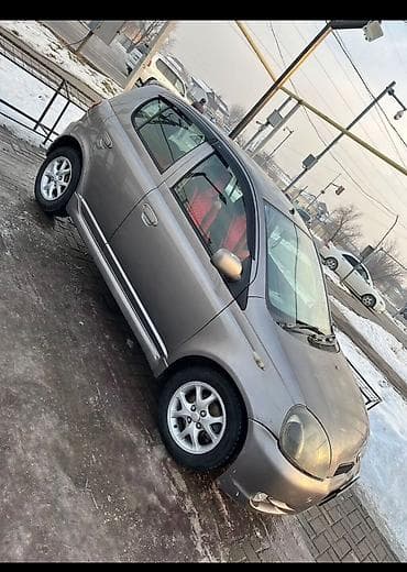 corolla spacio: Toyota Vitz: 2000 г., 1.3 л, Автомат, Бензин, Хэтчбэк — 1