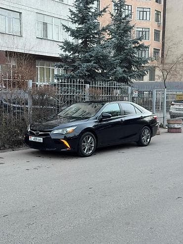 тесла модел с: Toyota Camry: 2017 г., Автомат, Бензин, Седан — 1