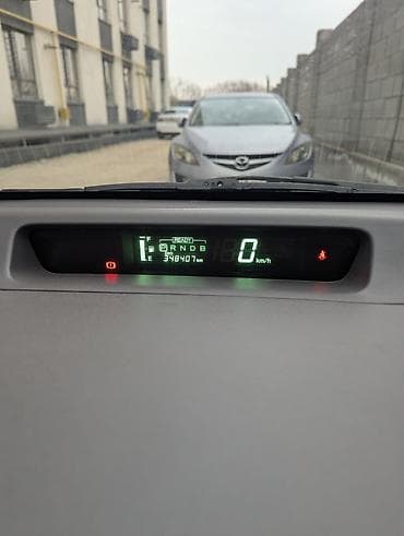 sintec: Toyota Prius: 2002 г., 1.5 л, Вариатор, Гибрид, Лифтбек — 5