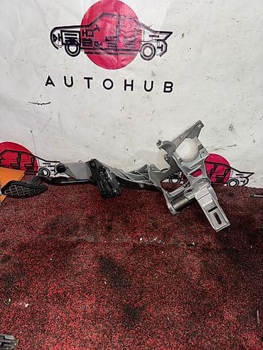 Педаль газа Audi A4 B6 2 2003 (б/у) at lalafo.kg Педаль газа Audi A4 B6 2 2003 (б/у)