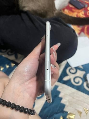 iphone 6 osh: IPhone Xr, Белый — 4