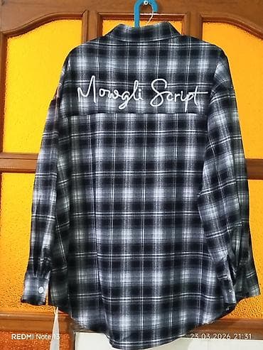 Личные вещи: Клетчатая рубашка-оверсайз в черно‑серо‑белой гамме. Особенности: - — 2