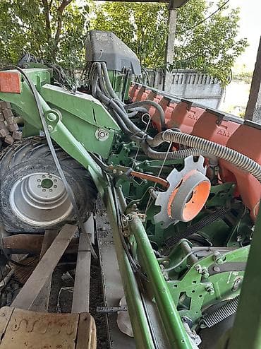 mini cuper: Пропашная сеялка Amazone ED (ED 602/ED 902 серия) с туковнесением и — 9