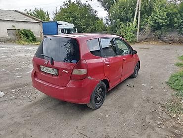 beta ff: Honda Fit: 2001 г., 1.3 л, Вариатор, Бензин, Хэтчбэк — 2