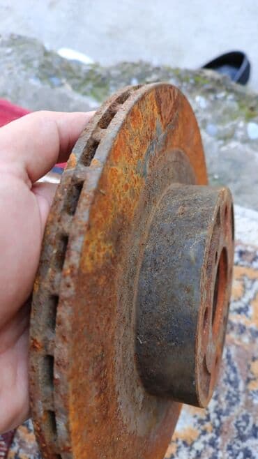 тормозные колодки nibk: Предний тормозной диск Suzuki Б/у, Оригинал, Япония — 1