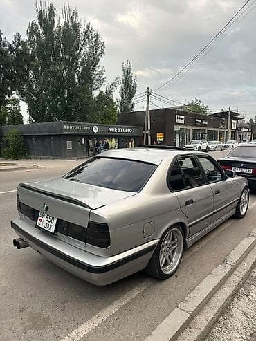 bmb 5: BMW 5 series: 1992 г., 2.5 л, Механика, Бензин, Седан — 9