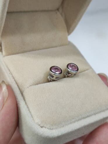 эксклюзивные свадебные пригласительные: Серебряный серьги гвоздики Серебро 925 Качество отличное Цена 900 — 2