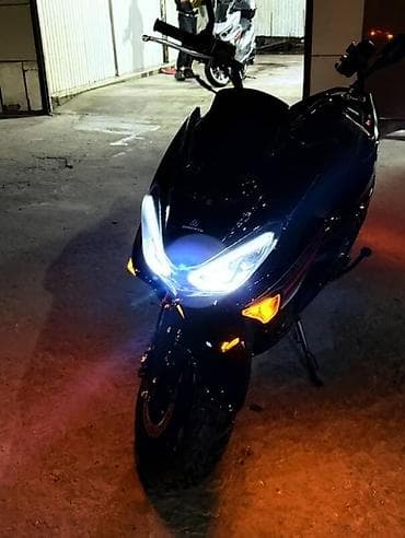 диски на скутер макси: Тип скутера Suzuki, 150 куб. см, Бензин, Новый — 1