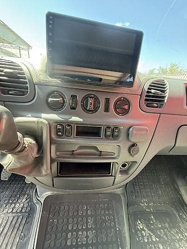 шины летние 225 65 17: Легкий грузовик, Mercedes-Benz — 9