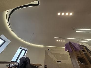 на потолок: Натяжные потолки Натяжной потолок Установка натяжных потолков Монтаж — 5