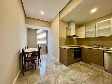 квартира с панорамными окнами: 3 комнаты, С мебелью полностью — 9