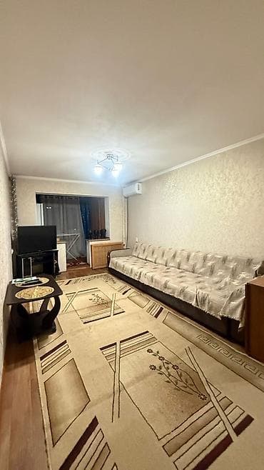 Недвижимость: 3 комнаты, 58 м², 104 серия, 3 этаж, Косметический ремонт — 1