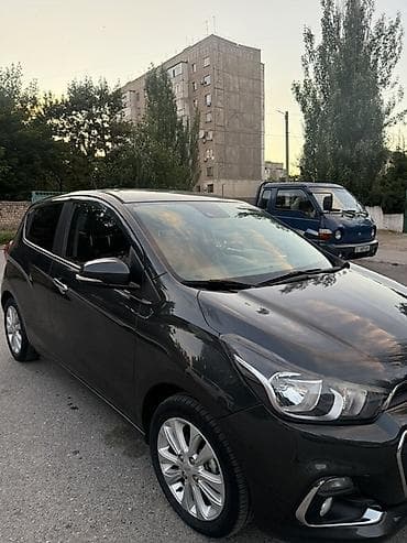 surron light bee: Chevrolet Spark: 2017 г., Автомат, Хэтчбэк — 4