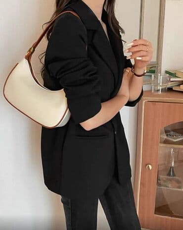 сумка клатч б у: Абсолютно новая сумочка ✨ цена 400 внутри один кармашек с молнией — 2