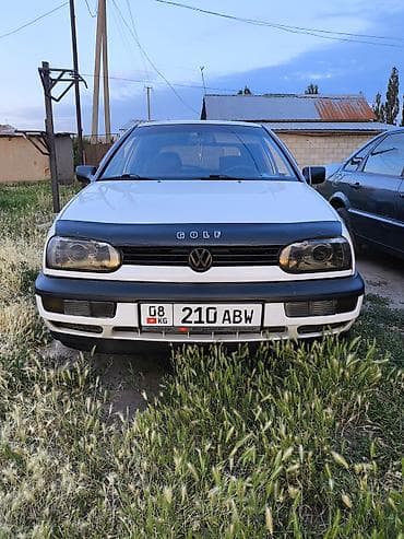 lexus is 2017: Volkswagen Golf: 1998 г., Хэтчбэк — 4
