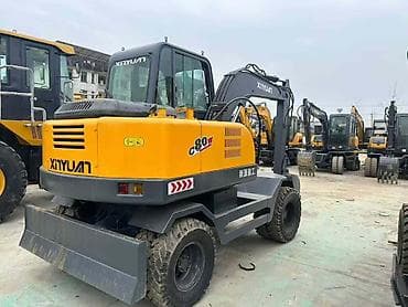 трактор гусеничный: Экскаватор, 2021 г., Колесный — 4