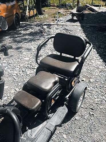 педаль с мотором: Обращайтесь в вотсап Электрический трёхколёсный скутер с двумя — 1