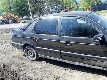 вольа: Volkswagen Passat: 1990 г., 1.8 л, Ручные, Бензин, Седан — 6