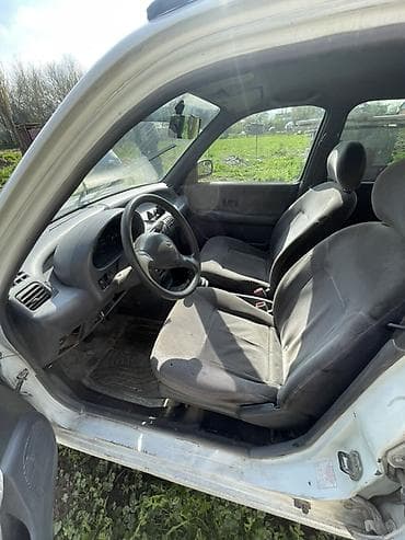 гене: Nissan Micra: 1994 г., 1 л, Ручные, Бензин, Хэтчбэк — 2