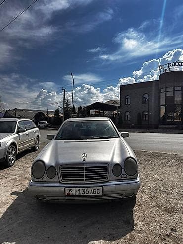 мерседес е класс: Mercedes-Benz E-Class: 1997 г., 3.2 л, Ручные, Бензин, Седан — 1