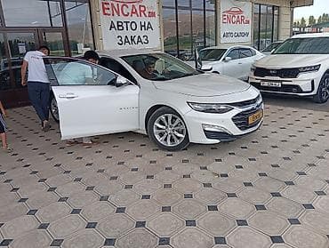 mini v: Chevrolet Malibu: 2019 г., 1.4 л, Седан — 2