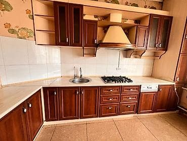 участоу: 300 м², 7 комнат, Балкон застеклен, Евроремонт, Забор, огорожен — 9