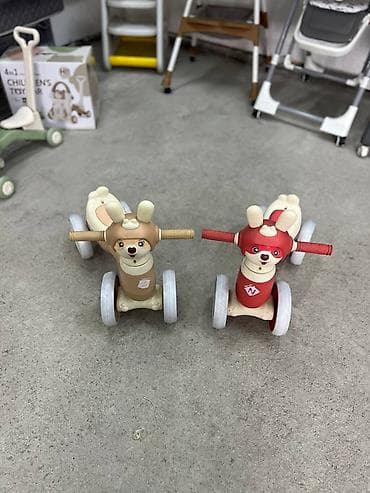 Детские толокары-беговелы и складной игровой коврик - Толокары в виде