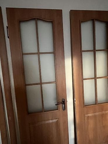 вырез: Межкомнатная дверь, Б/у, Со стеклом, Двухстворчатая, Деревянная, Распашная — 2