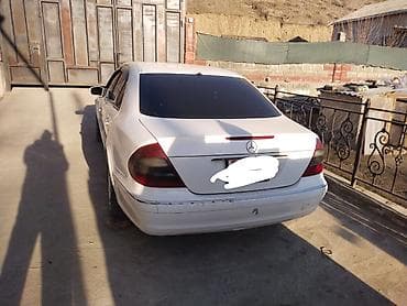 mers 212: Mercedes-Benz E-Class: 2002 г., 2.2 л, Механика, Дизель, Седан — 2