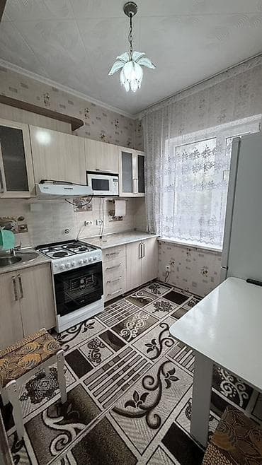 дом долгосрочная аренда: 3 комнаты, 85 м², Косметический ремонт — 4