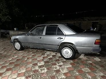 зеркало 30: Mercedes-Benz W124: 1988 г., Седан — 3