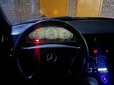 туп: Mercedes-Benz W124: 1994 г., 2.8 л, Автомат, Бензин, Седан — 6