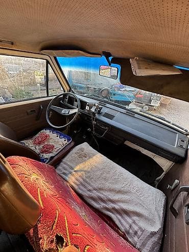 Volkswagen Transporter: 2026 г., 1.8 л, Механика, Бензин, Фургон — 10