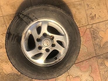 7 5j: Колеса в сборе 225 / 70 / R 15, Всесезонная, Б/у, 1 шт, Легкий коммерческий транспорт (C/LT), Литые, отверстий - 6 — 1