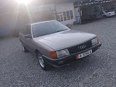 Audi 100: 1987 г., 2.3 л, Механика, Бензин, Седан
