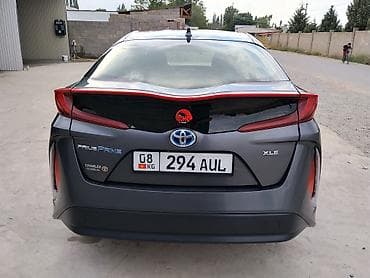 step 2: Toyota Prius: 2021 г., Гибрид, Лифтбек — 4