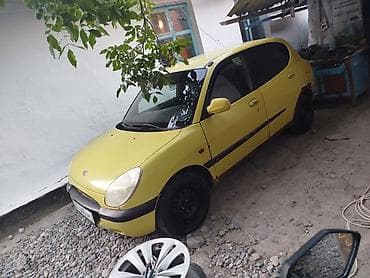 бетон чолпон ата: Daihatsu Sirion: 1999 г., 1 л, Кол менен иштөөчү, Бензин, Хетчбек — 2