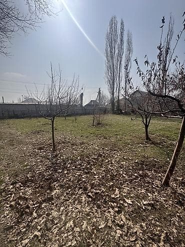 Куплю земельный участок: 5 соток, Для строительства — 2