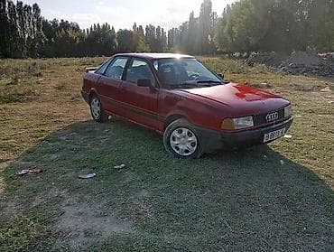 Audi 80: 1988 г., 1.8 л, Механика, Бензин, Седан — 4