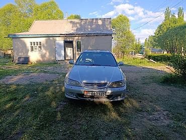 step 2: Honda Accord: 2002 г., Автомат, Седан — 4