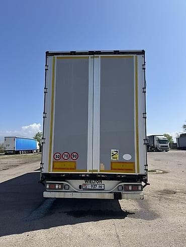 комерческие авто: Грузовик, Volvo — 10