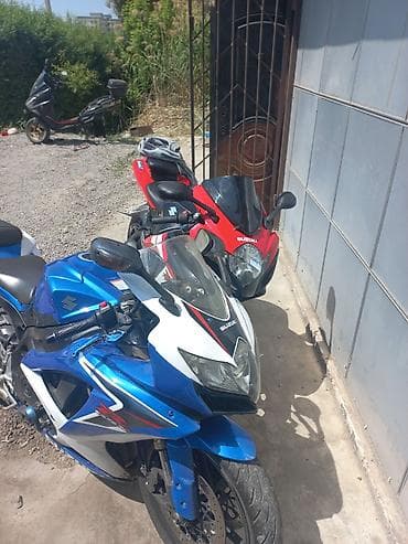 Мотоциклдер: Спортбайк Suzuki, 750 куб. см, Бензин, Чоңдор үчүн — 2