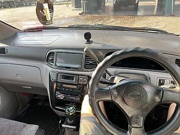 обмен ест: Nissan Serena: 1999 г., Автомат, Минивэн — 9
