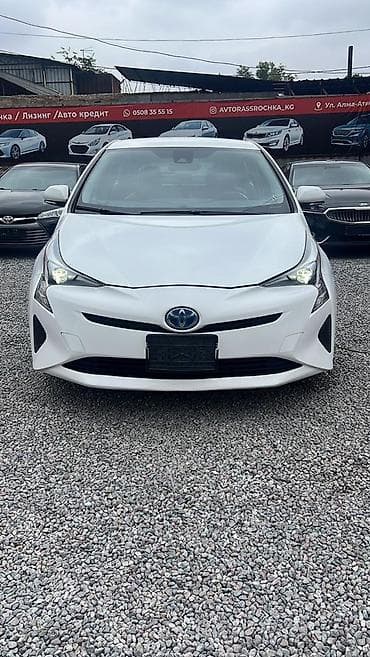 Toyota Prius: 2017 г., 1.8 л, Автомат, Гибрид